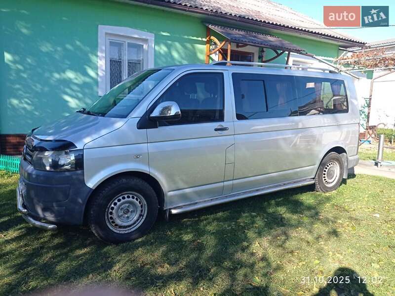 Минивэн Volkswagen Transporter 2011 в Ивано-Франковске