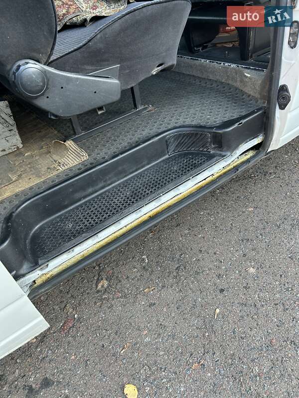Мінівен Volkswagen Transporter 2002 в Броварах фото 5 Мінівен Volkswagen Transporter 2002 в Броварах