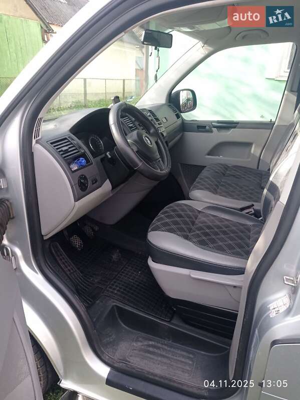 Минивэн Volkswagen Transporter 2011 в Ивано-Франковске