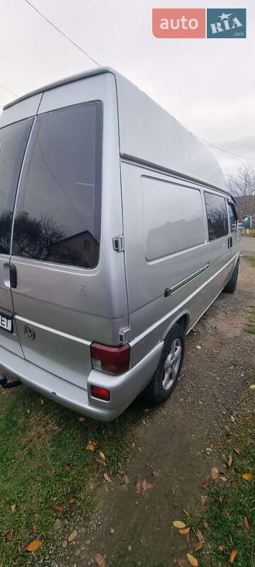Минивэн Volkswagen Transporter 2001 в Черновцах