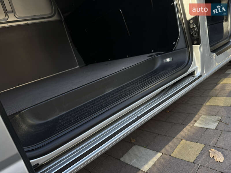 Грузовой фургон Volkswagen Transporter 2021 в Трускавце фото 87 Грузовой фургон Volkswagen Transporter 2021 в Трускавце