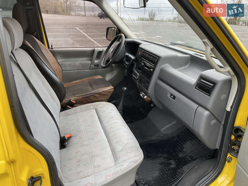 Минивэн Volkswagen Transporter 1999 в Киеве