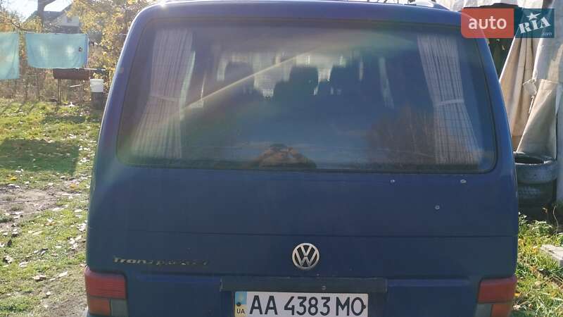 Грузопассажирский фургон Volkswagen Transporter 2001 в Дударкове