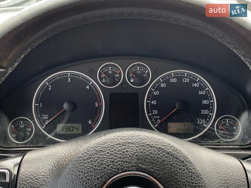 Минивэн Volkswagen Transporter 2009 в Бердичеве