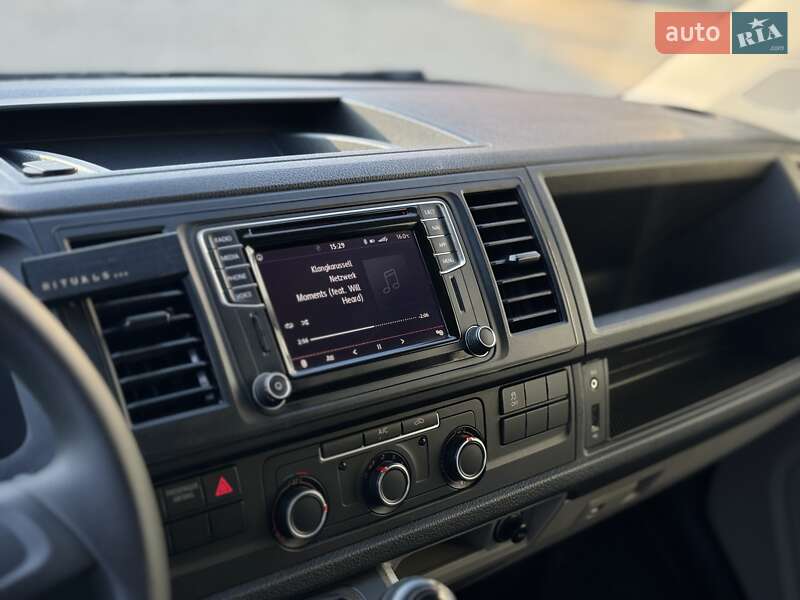 Грузовой фургон Volkswagen Transporter 2019 в Мукачево