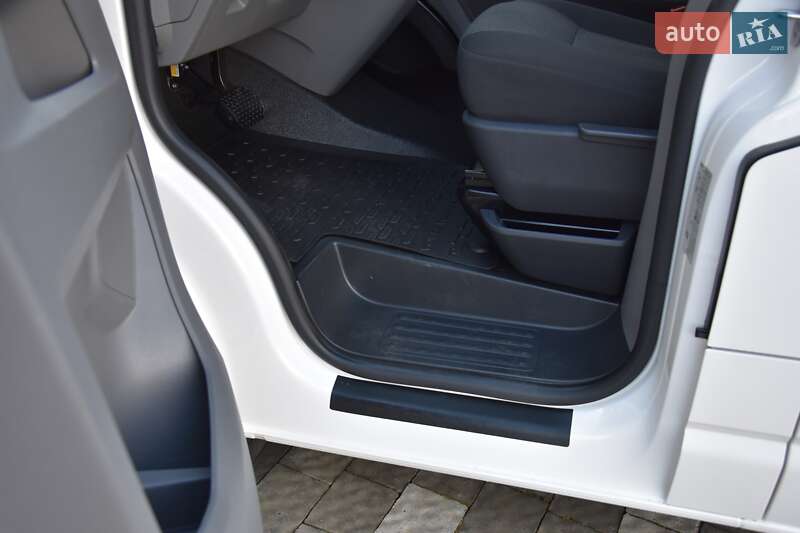 Мікроавтобус вантажний (до 3,5т) Volkswagen Transporter 2022 в Львові фото 30 Мікроавтобус вантажний (до 3,5т) Volkswagen Transporter 2022 в Львові