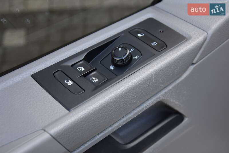 Мікроавтобус вантажний (до 3,5т) Volkswagen Transporter 2022 в Львові фото 48 Мікроавтобус вантажний (до 3,5т) Volkswagen Transporter 2022 в Львові