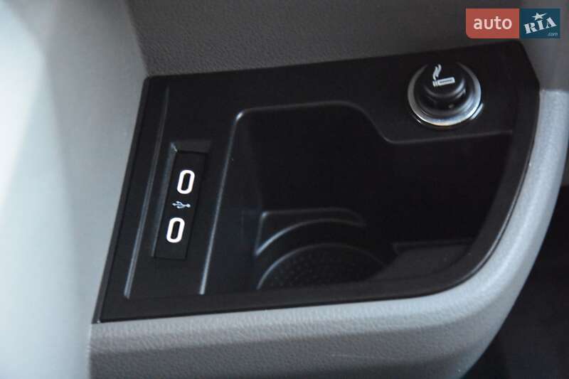 Мікроавтобус вантажний (до 3,5т) Volkswagen Transporter 2022 в Львові фото 49 Мікроавтобус вантажний (до 3,5т) Volkswagen Transporter 2022 в Львові