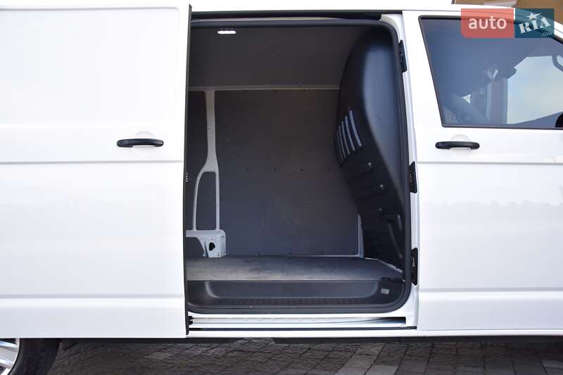 Мікроавтобус вантажний (до 3,5т) Volkswagen Transporter 2022 в Львові фото 69 Мікроавтобус вантажний (до 3,5т) Volkswagen Transporter 2022 в Львові