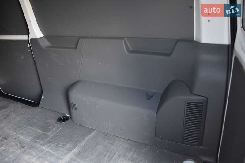 Мікроавтобус вантажний (до 3,5т) Volkswagen Transporter 2022 в Львові фото 79 Мікроавтобус вантажний (до 3,5т) Volkswagen Transporter 2022 в Львові