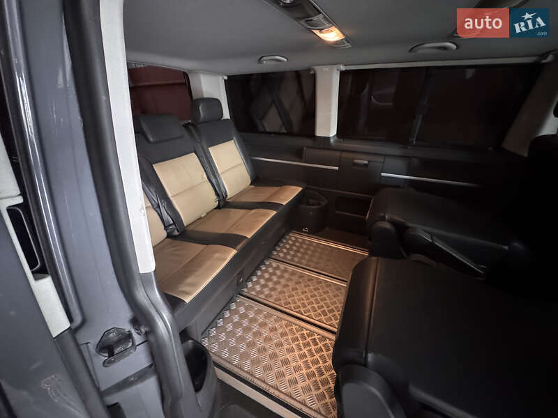 Минивэн Volkswagen Transporter 2016 в Киеве