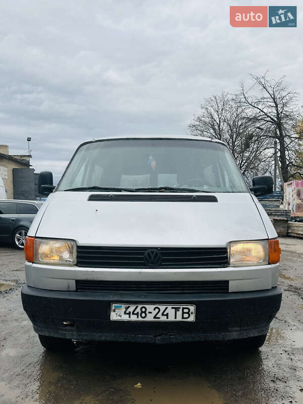 Вантажний фургон Volkswagen Transporter 1991 в Луцьку
