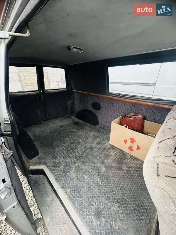 Вантажний фургон Volkswagen Transporter 1991 в Луцьку