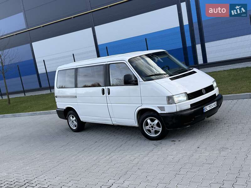 Минивэн Volkswagen Transporter 2000 в Львове