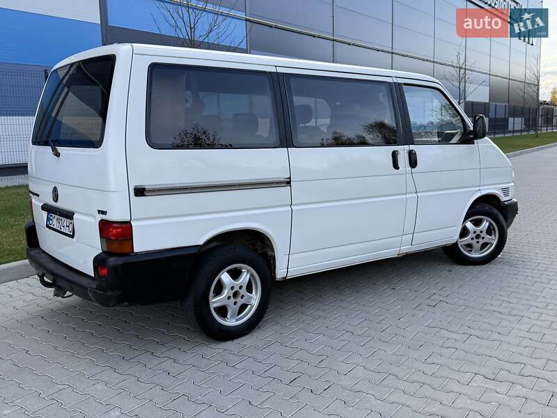 Минивэн Volkswagen Transporter 2000 в Львове