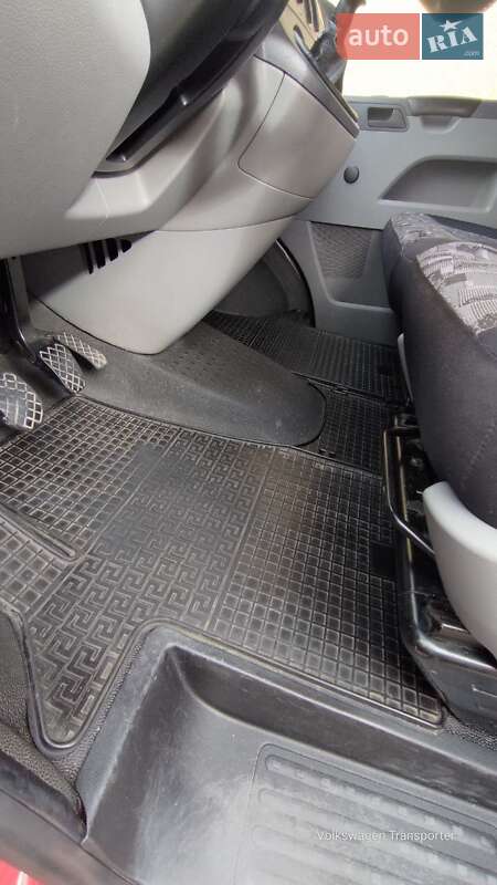 Минивэн Volkswagen Transporter 2006 в Первомайске фото 13 Минивэн Volkswagen Transporter 2006 в Первомайске