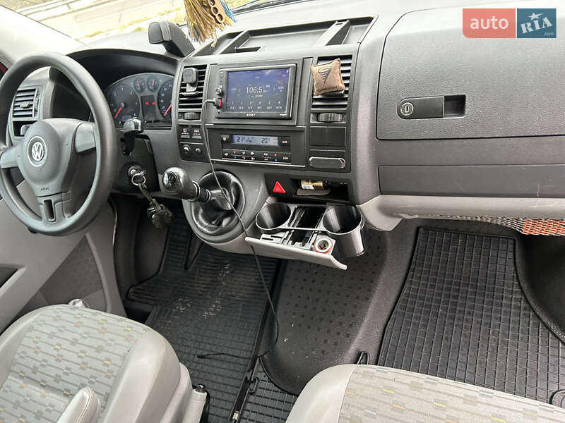 Вантажопасажирський фургон Volkswagen Transporter 2005 в Києві фото 16 Вантажопасажирський фургон Volkswagen Transporter 2005 в Києві