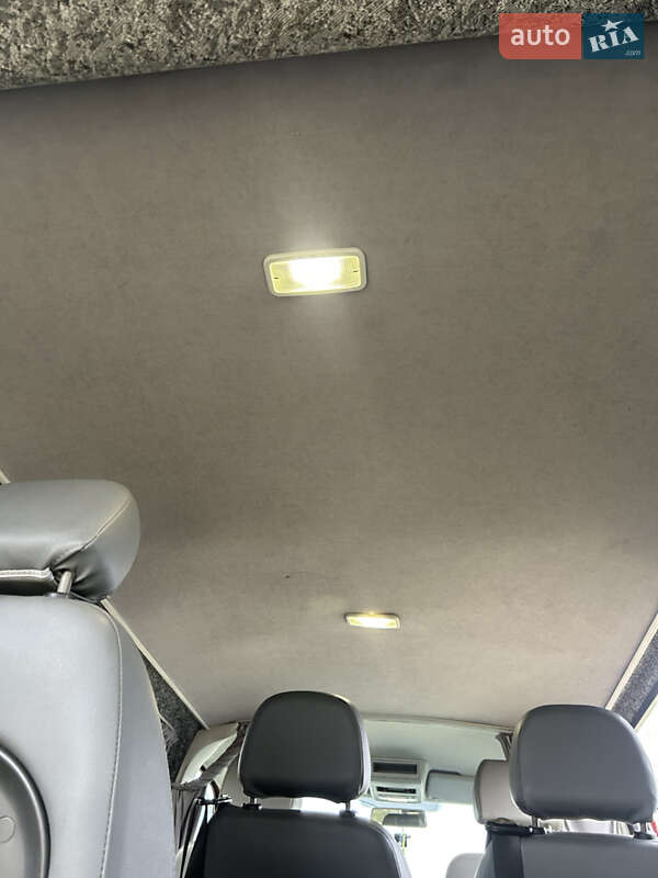 Вантажопасажирський фургон Volkswagen Transporter 2005 в Києві фото 42 Вантажопасажирський фургон Volkswagen Transporter 2005 в Києві