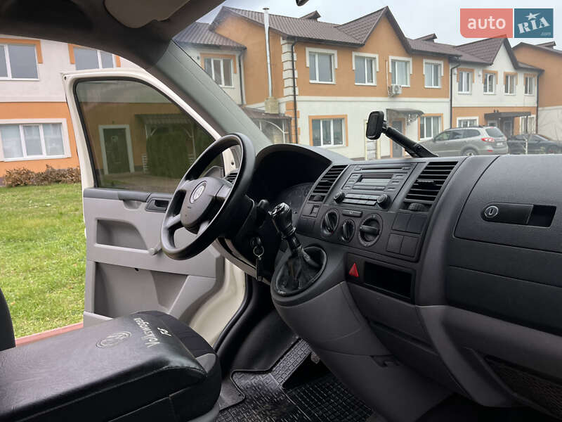 Вантажний фургон Volkswagen Transporter 2007 в Кам'янець-Подільському фото 31 Вантажний фургон Volkswagen Transporter 2007 в Кам'янець-Подільському