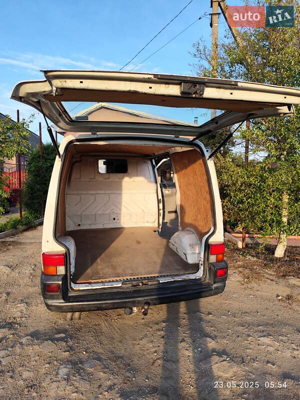 Другие грузовики Volkswagen Transporter 2001 в Херсоне
