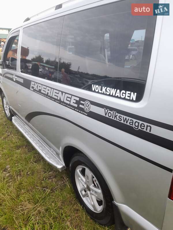 Мінівен Volkswagen Transporter 2005 в Івано-Франківську