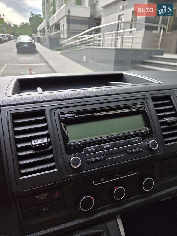 Минивэн Volkswagen Transporter 2017 в Киеве