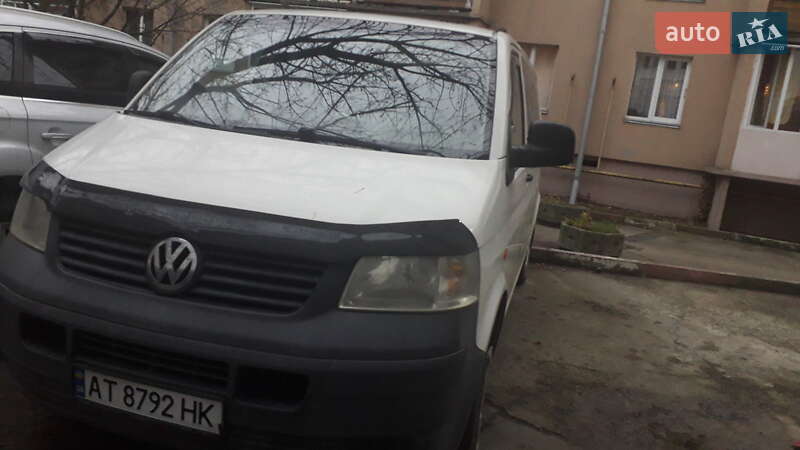 Мінівен Volkswagen Transporter 2006 в Івано-Франківську фото Мінівен Volkswagen Transporter 2006 в Івано-Франківську