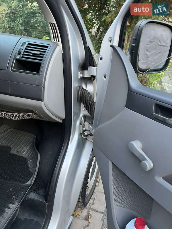 Минивэн Volkswagen Transporter 2005 в Киеве