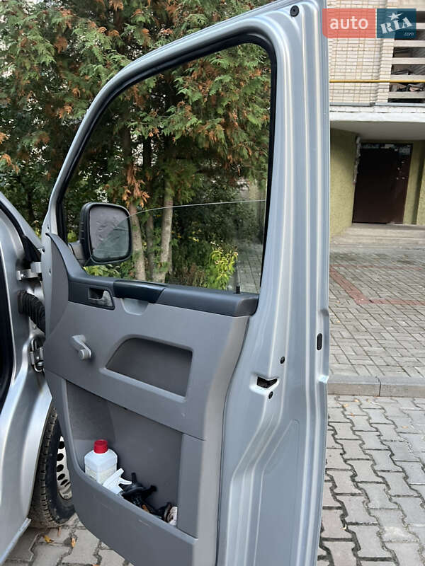 Минивэн Volkswagen Transporter 2005 в Киеве
