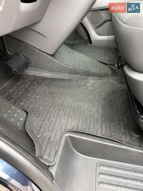 Вантажний фургон Volkswagen Transporter 2021 в Києві фото 86 Вантажний фургон Volkswagen Transporter 2021 в Києві