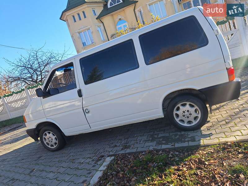 Мінівен Volkswagen Transporter 1995 в Чернівцях