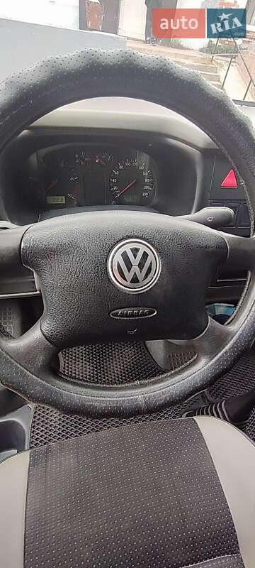 Минивэн Volkswagen Transporter 2001 в Черкассах