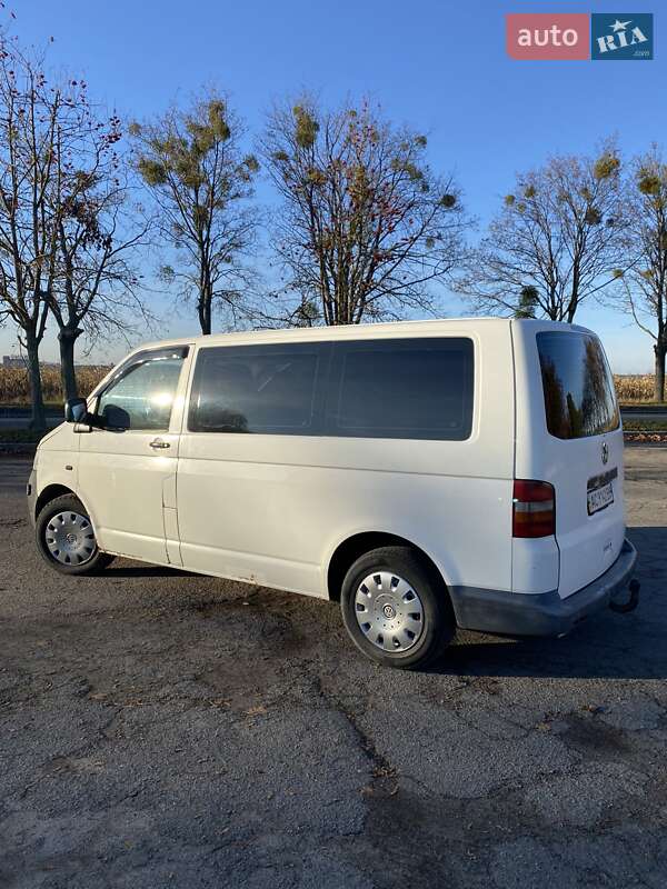 Минивэн Volkswagen Transporter 2004 в Владимире