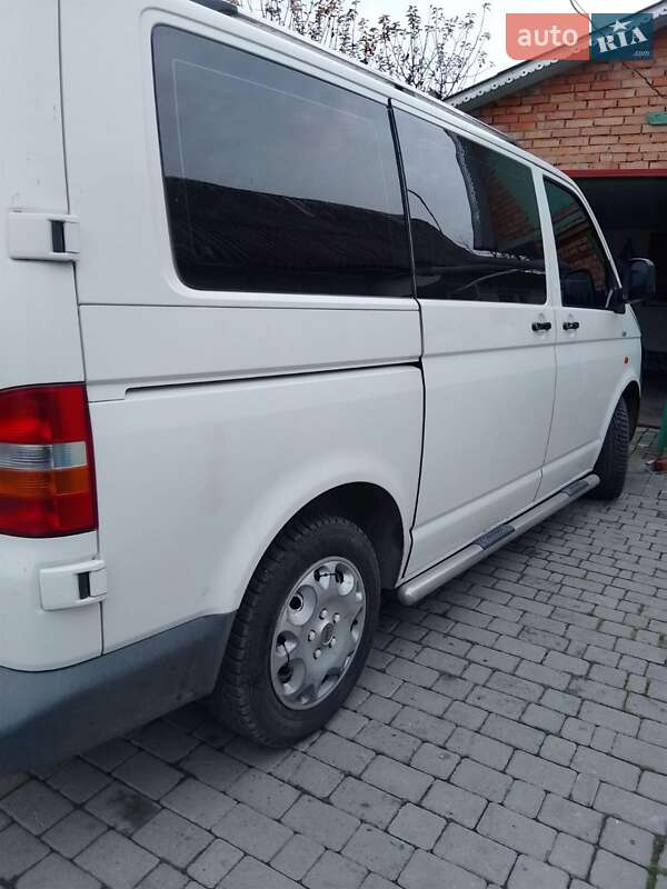Минивэн Volkswagen Transporter 2004 в Хмельницком