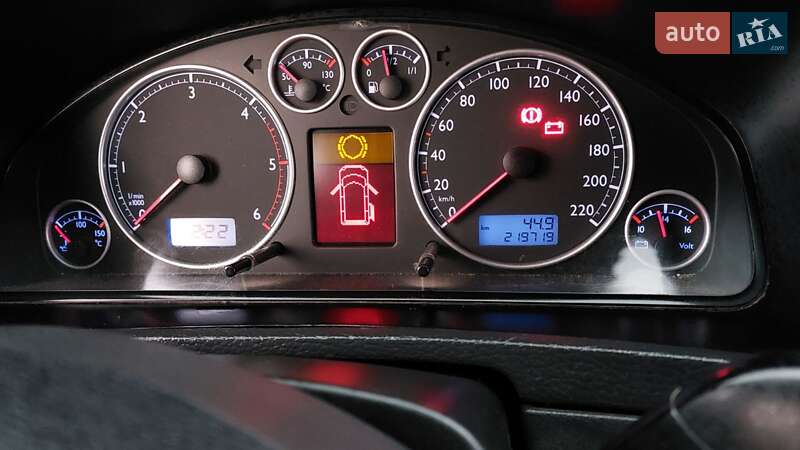 Мінівен Volkswagen Transporter 2005 в Запоріжжі фото 29 Мінівен Volkswagen Transporter 2005 в Запоріжжі