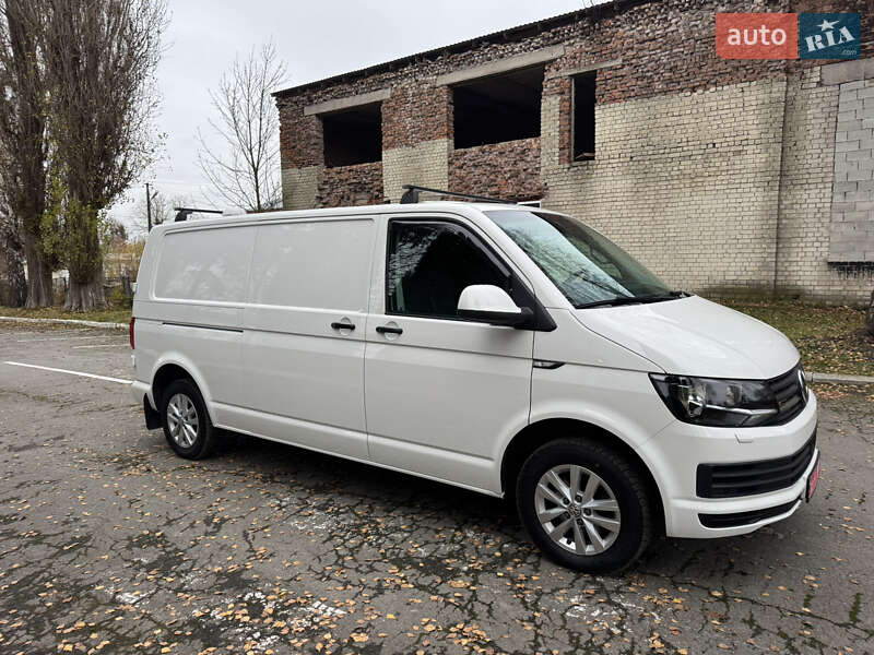 Грузовой фургон Volkswagen Transporter 2016 в Ровно фото 16 Грузовой фургон Volkswagen Transporter 2016 в Ровно