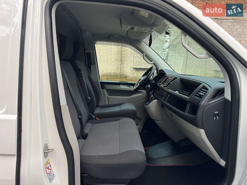 Грузовой фургон Volkswagen Transporter 2016 в Ровно фото 42 Грузовой фургон Volkswagen Transporter 2016 в Ровно