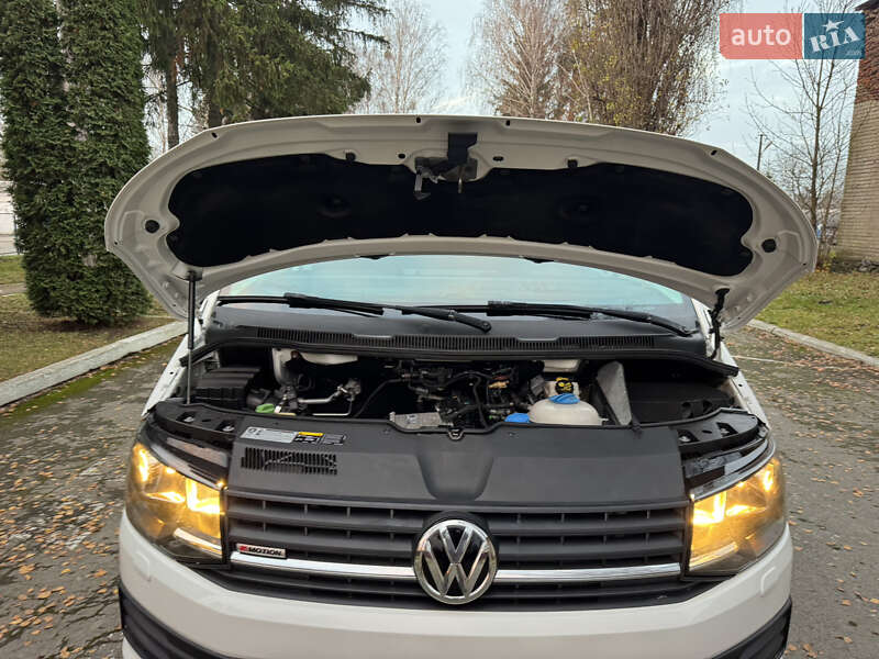 Грузовой фургон Volkswagen Transporter 2016 в Ровно фото 56 Грузовой фургон Volkswagen Transporter 2016 в Ровно