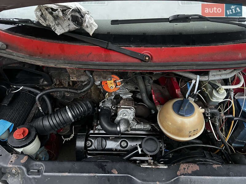 Мінівен Volkswagen Transporter 1991 в Рівному фото 5 Мінівен Volkswagen Transporter 1991 в Рівному