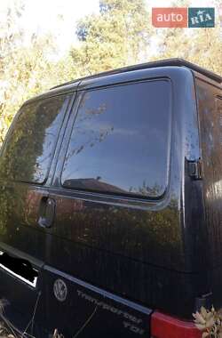 Вантажопасажирський фургон Volkswagen Transporter 2000 в Києві