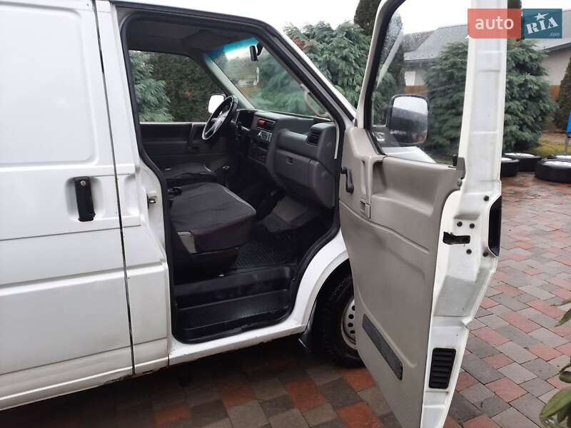 Вантажний фургон Volkswagen Transporter 1999 в Ужгороді фото 7 Вантажний фургон Volkswagen Transporter 1999 в Ужгороді