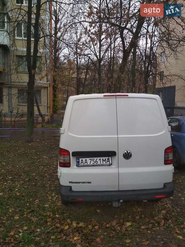 Грузовой фургон Volkswagen Transporter 2011 в Киеве фото 29 Грузовой фургон Volkswagen Transporter 2011 в Киеве