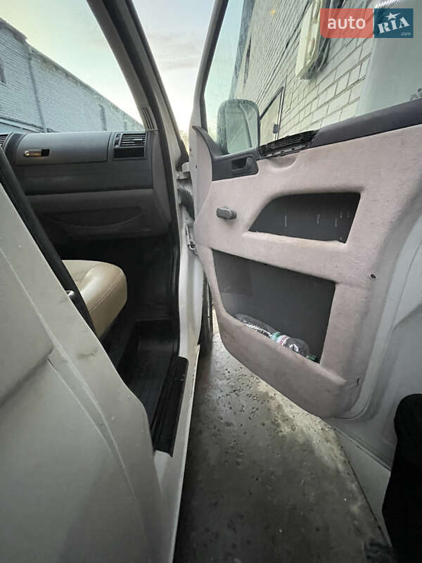 Мінівен Volkswagen Transporter 2007 в Львові фото 4 Мінівен Volkswagen Transporter 2007 в Львові
