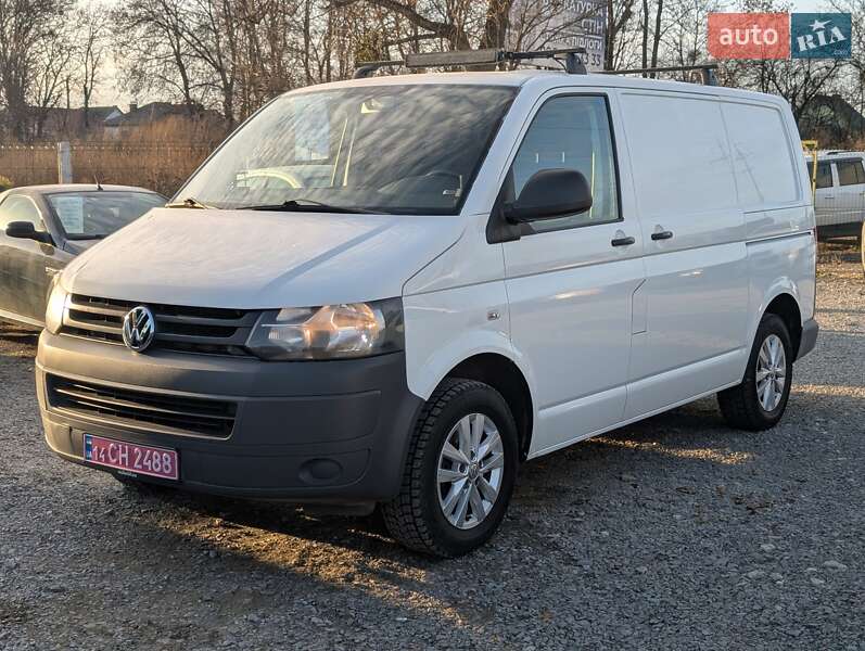 Вантажний фургон Volkswagen Transporter 2010 в Рівному фото 3 Вантажний фургон Volkswagen Transporter 2010 в Рівному