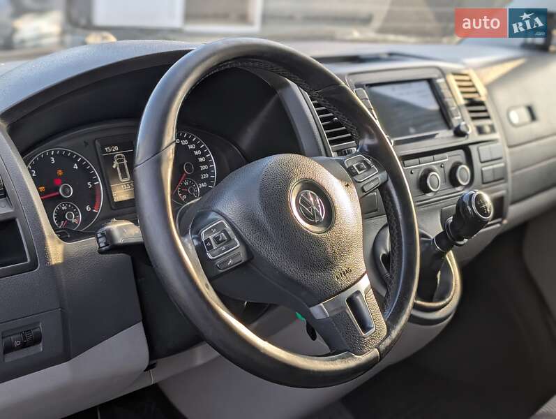 Вантажний фургон Volkswagen Transporter 2010 в Рівному фото 28 Вантажний фургон Volkswagen Transporter 2010 в Рівному