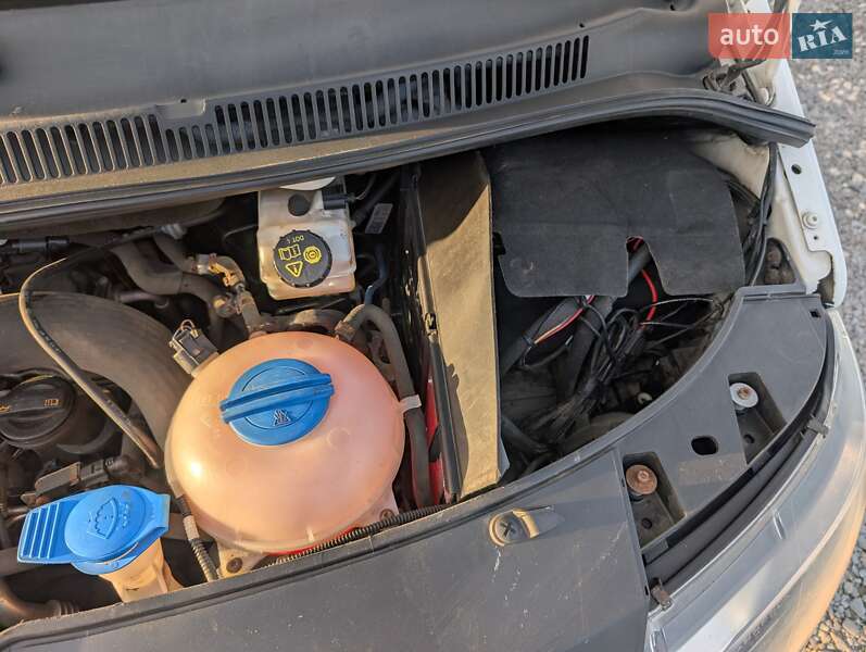 Вантажний фургон Volkswagen Transporter 2010 в Рівному фото 39 Вантажний фургон Volkswagen Transporter 2010 в Рівному