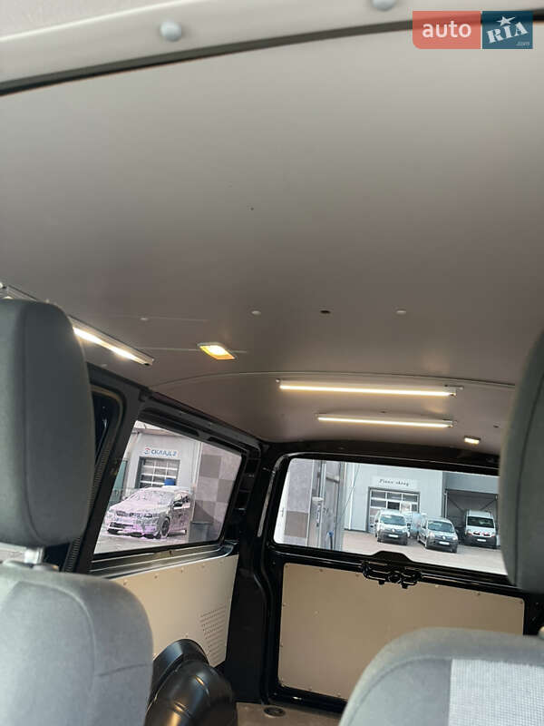 Мінівен Volkswagen Transporter 2017 в Сарнах фото 21 Мінівен Volkswagen Transporter 2017 в Сарнах