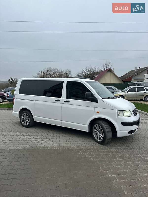 Микроавтобус Volkswagen Transporter 2003 в Шумске