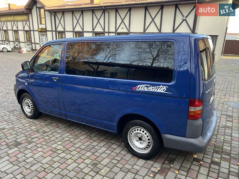 Мінівен Volkswagen Transporter 2008 в Рівному