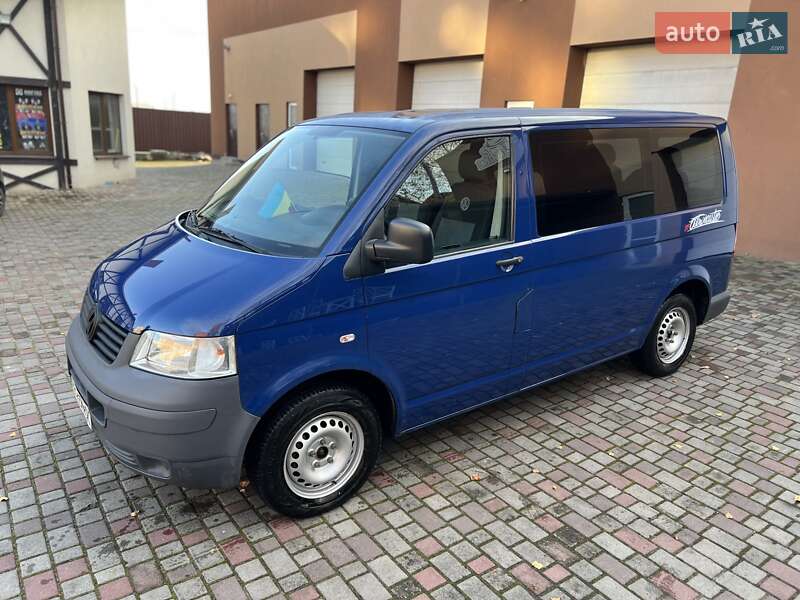 Мінівен Volkswagen Transporter 2008 в Рівному